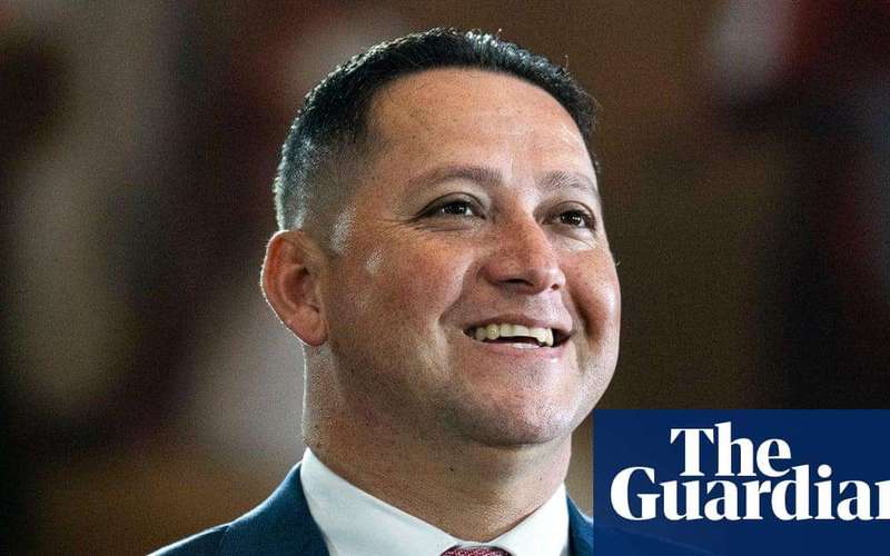 image for US congressman refuses to resign after allegations of affair with staffer