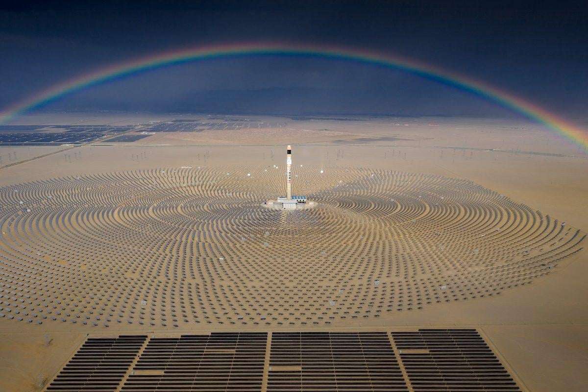 image for China’s Fossil Fuel Emissions Dropped Last Year as Solar Boomed