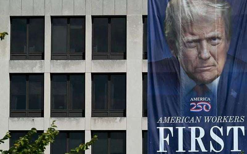 image for Law school sparks outrage after telling students political loyalty to Trump matters more than grades for summer job, “Should love Trump”
