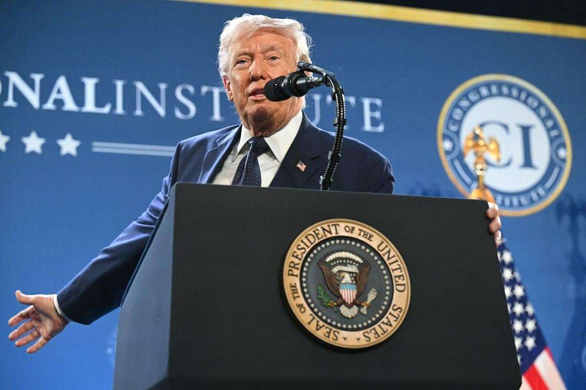 image for Putin gives Trump easy way out of confused Iran war strategy – and he might take it