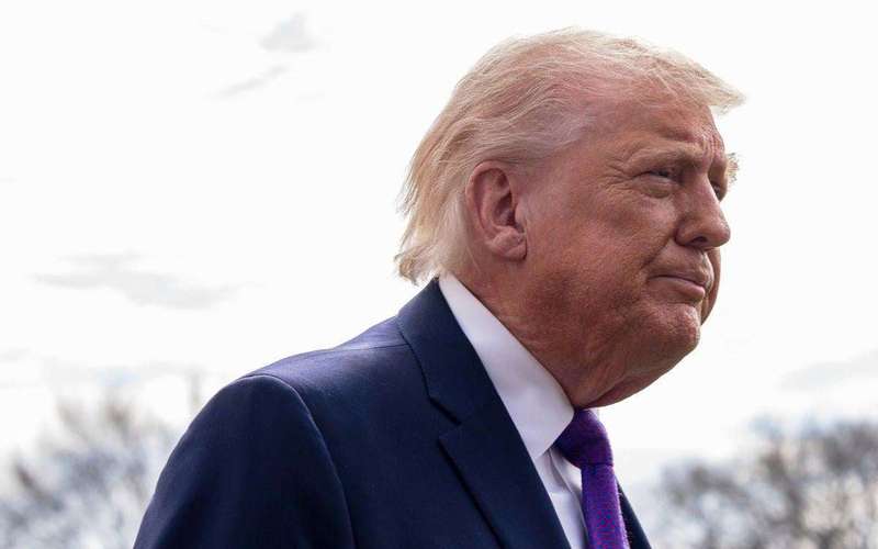 image for Trump calls woman journalist a ‘rotten reporter’ after she asks why the FBI has seized Arizona voting records