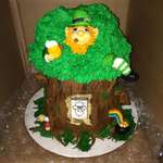 image for The best cake I've ever received. Who else seen the leprechaun say yeah!!!!!