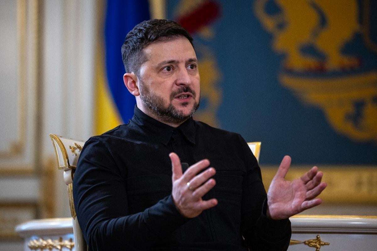 image for Ukraine Downs Drones for $10,000, US Uses $4M Missiles, Zelensky Says