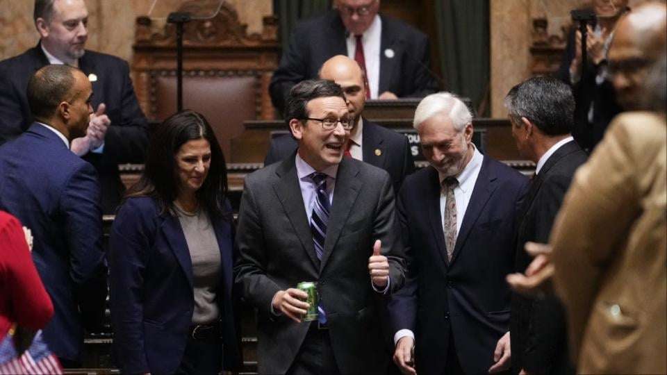 image for Washington state lawmakers approve millionaires tax