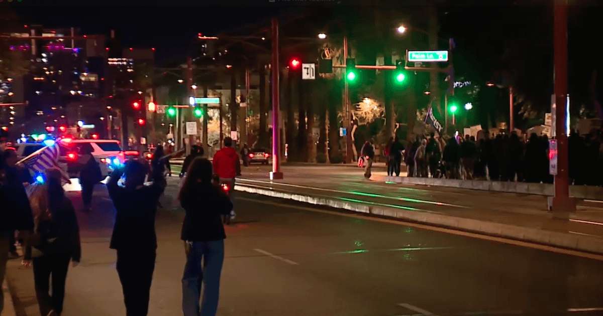 image for No Phoenix officers will be disciplined after protesters falsely charged as gang members