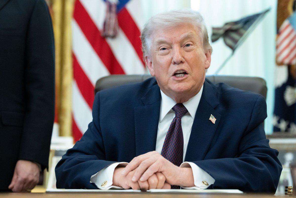image for Judge rules Trump not immune for Jan. 6 actions, Georgia phone call