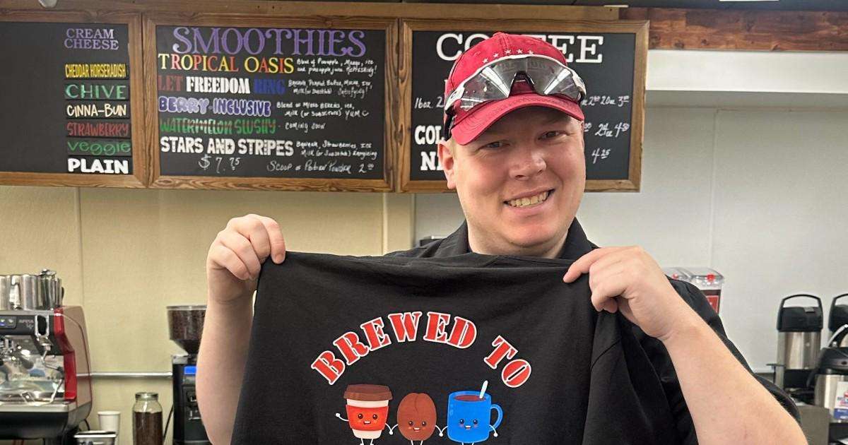 image for After a Barista Had $20 Stolen From His Tip Jar, Customers Showed up With Over $1,000