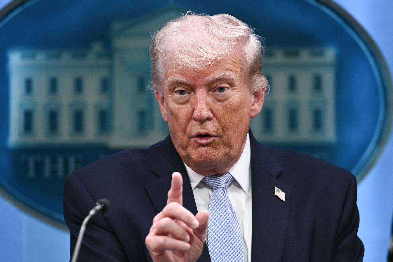 image for Trump announces ceasefire as Iran claims it 'forced' U.S. into 10-point proposal