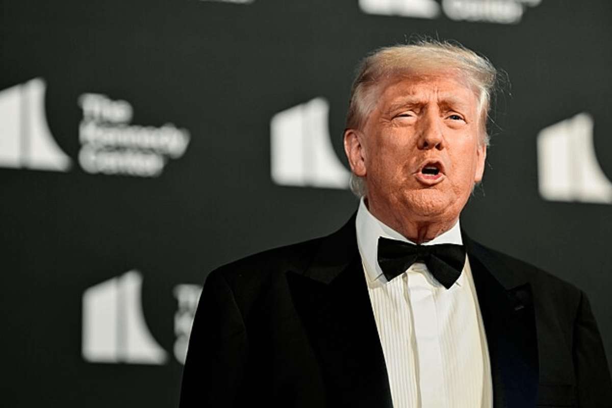 image for Retired US General Says US Military Leaders Are Duty-Bound To Reject Illegal Orders From Trump – Army Revolt In Order?