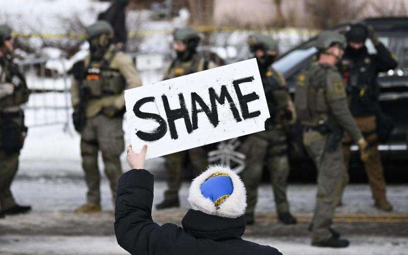 image for A Redditor Criticized ICE. Trump Is Trying to Unmask Them by Dragging the Company to a Secret Grand Jury.