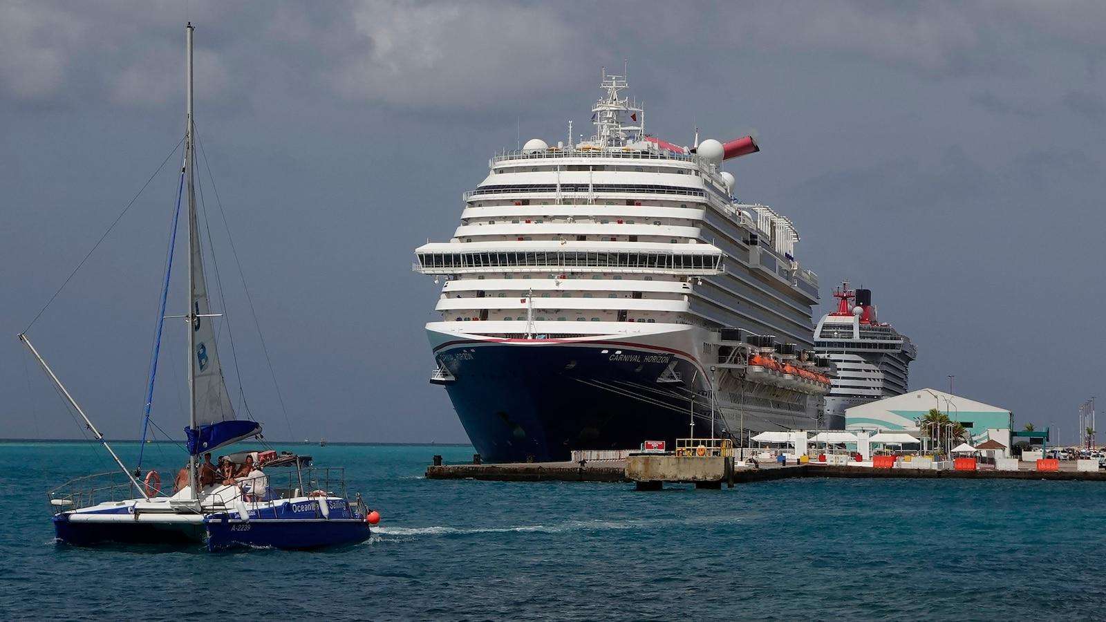 image for Stepbrother charged with murder, sex abuse in teen girl's cruise ship death: DOJ