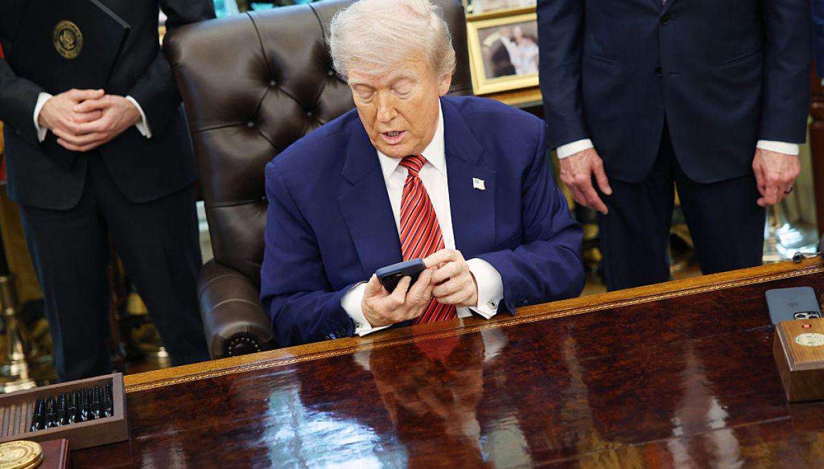 image for Donald Trump is losing his mind