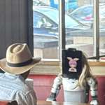 image for [OC] Someone brought their robot wife to Chilis on a date