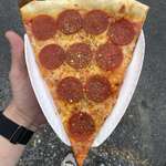 image for A pristine slice of pizza that I had for lunch today.