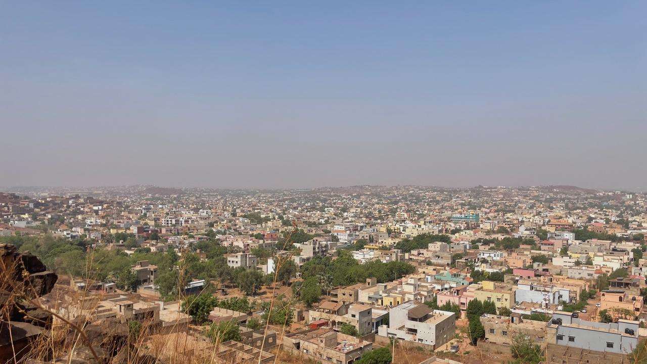 image for Islamic militants and separatists claim simultaneous attacks across Mali