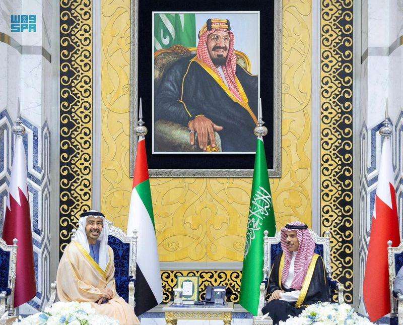 image for UAE leaves OPEC in blow to global oil producers' group