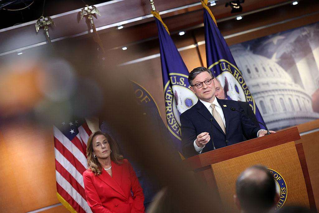 image for 42 House Democrats Join GOP in Passing Warrantless Mass Surveillance Bill
