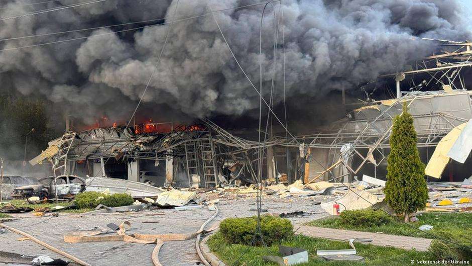image for Ukraine accuses Russia of breaking unilateral ceasefire