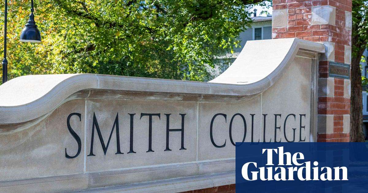 image for Trump administration investigates Smith College for admitting transgender women