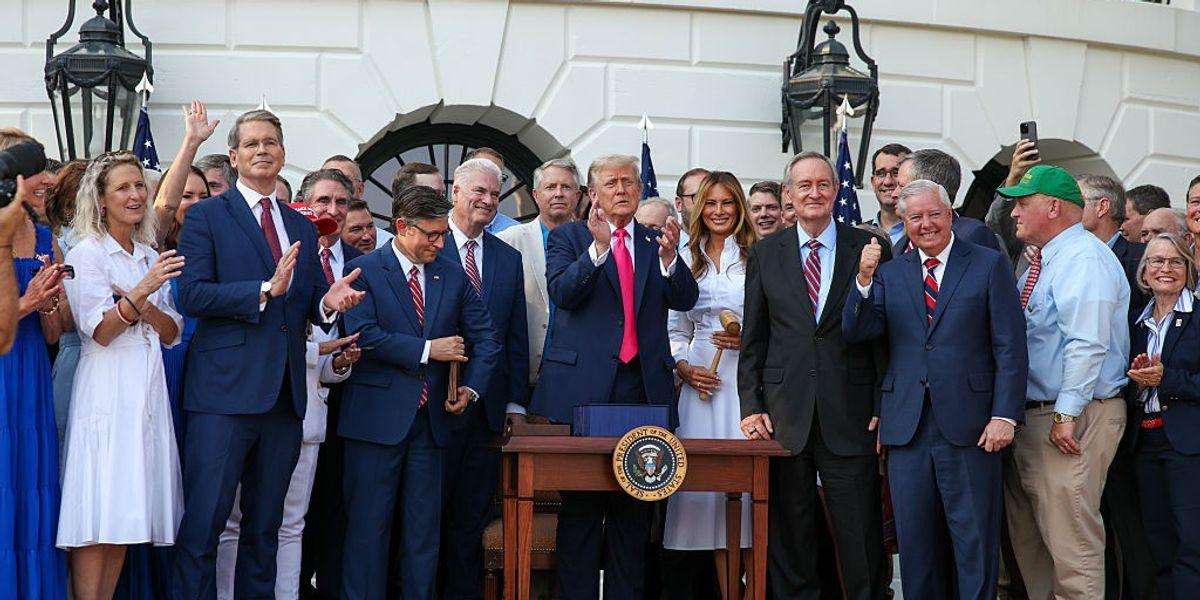 image for Biggest Con of All: The Genuinely Staggering Scale of Trump's Robbery