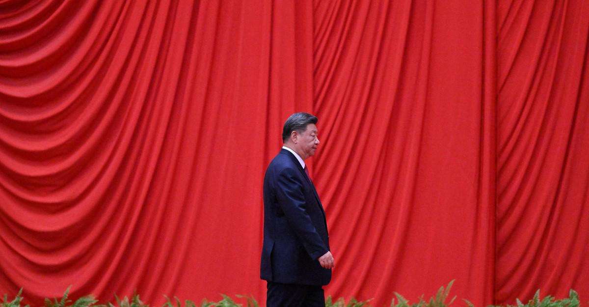 image for China Believes America Will Flame Out