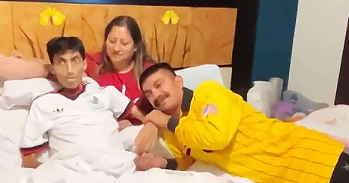 image for Teen dies hours after his parents are reunited with him following immigration detention