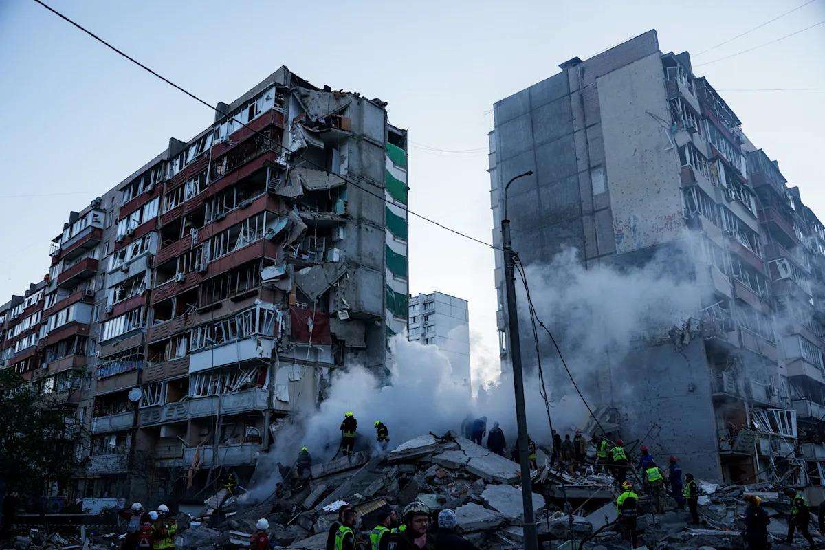 image for Kyiv mourns as death toll from Russian attack in the Ukrainian capital rises to 24