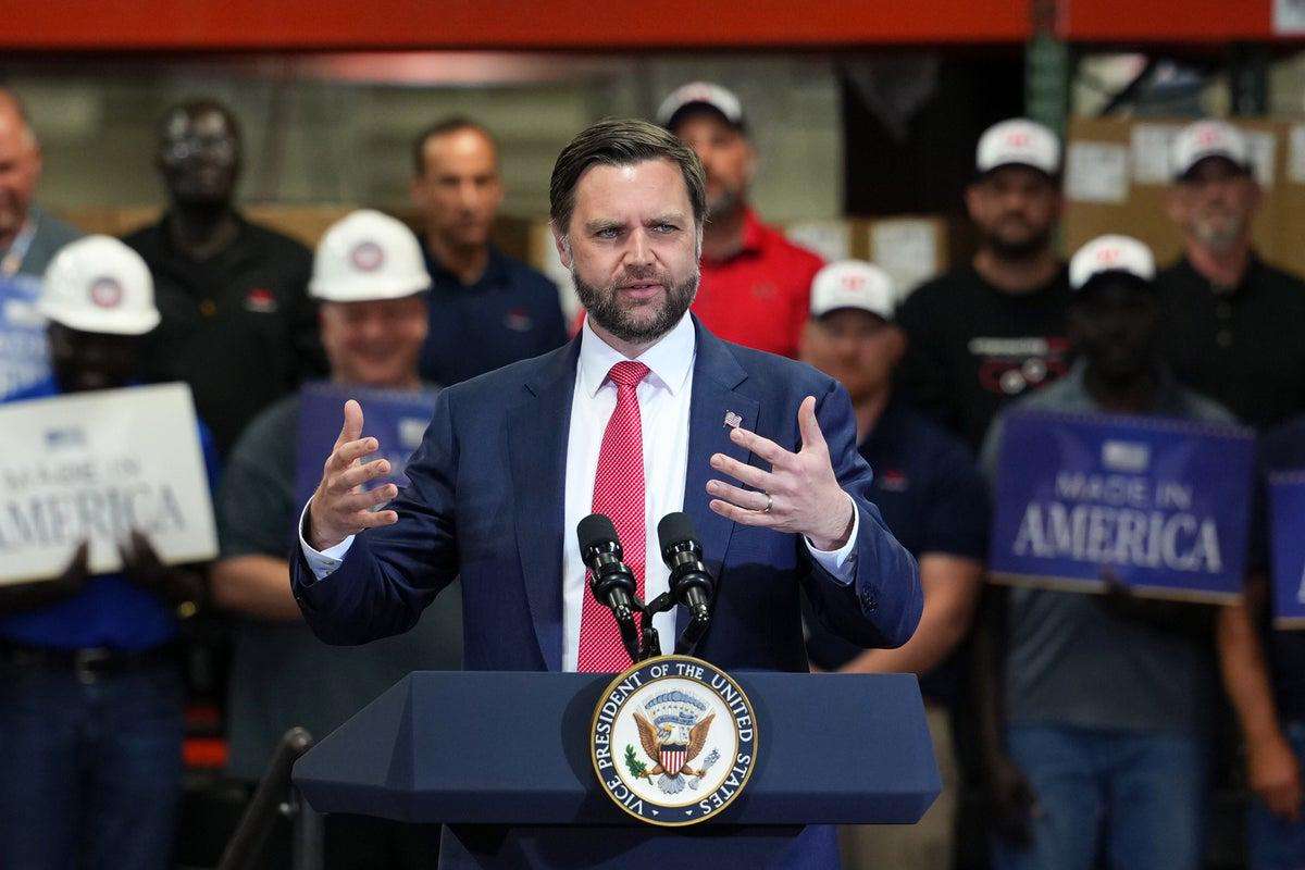 image for Vance says ‘stealing’ $1B from treasury is theft – on the same day Trump pledged to give $1.7B taxpayer cash to his allies