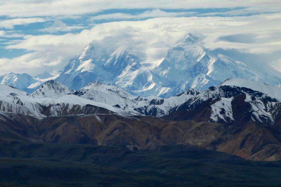 image for 3 climbers who fell near treacherous pass on Alaska’s Mount McKinley are dead; 1 rescued