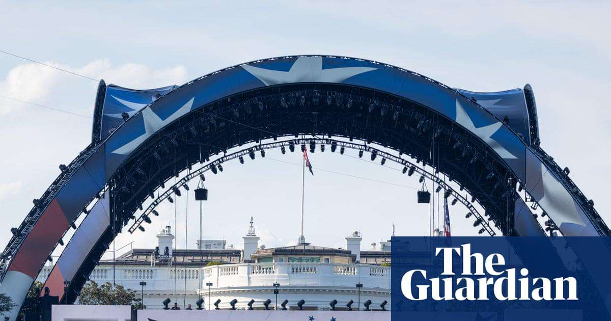 image for UFC to pay White House fighters in crypto issued by Trump company