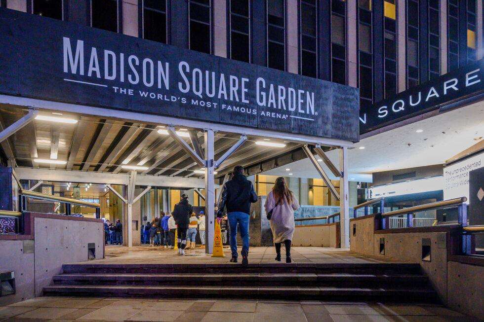 image for Man falls to his death during rock concert at Madison Square Garden