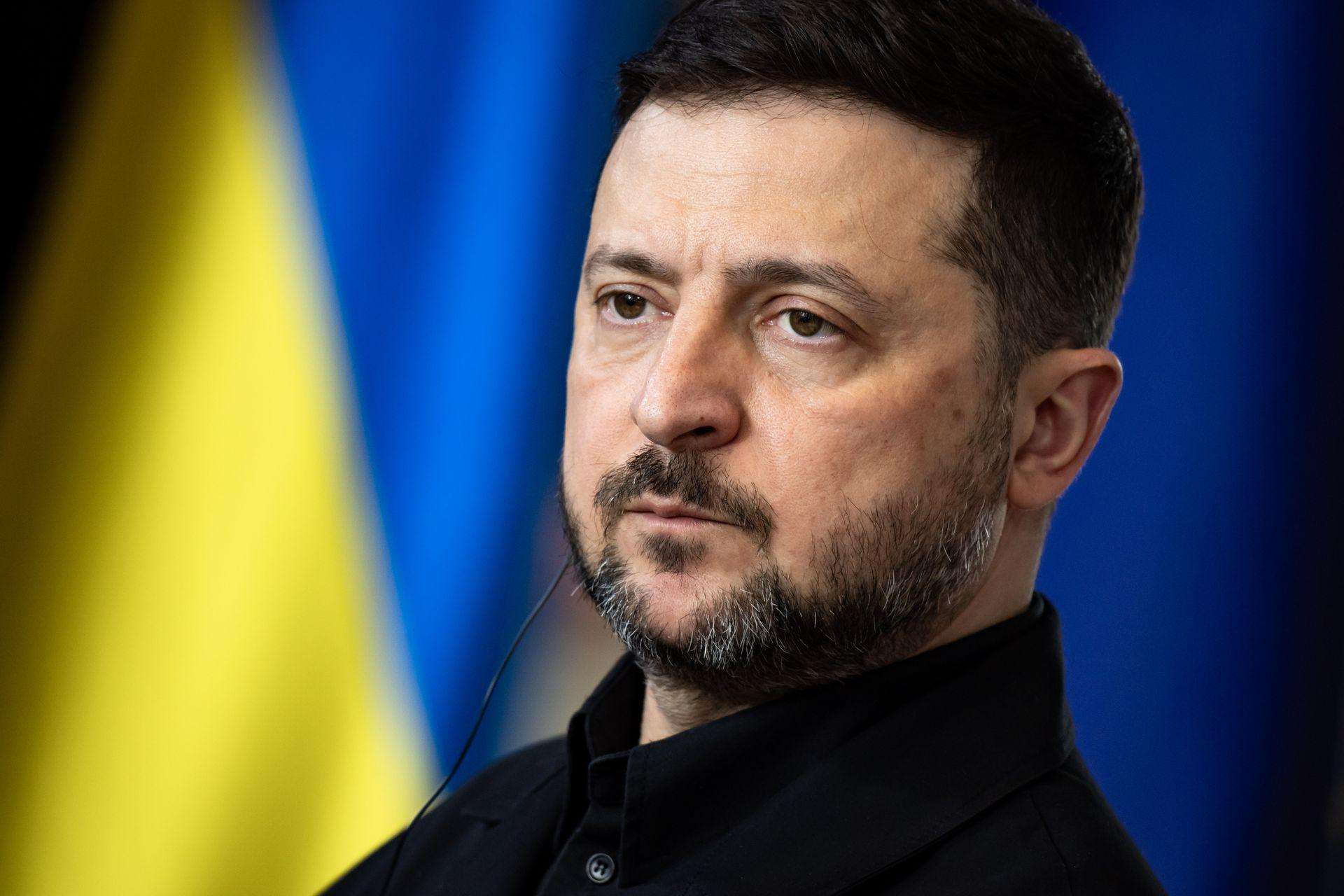 image for Belarus halts equipment used to guide Russian strikes, Zelensky says, after Ukraine's ultimatum