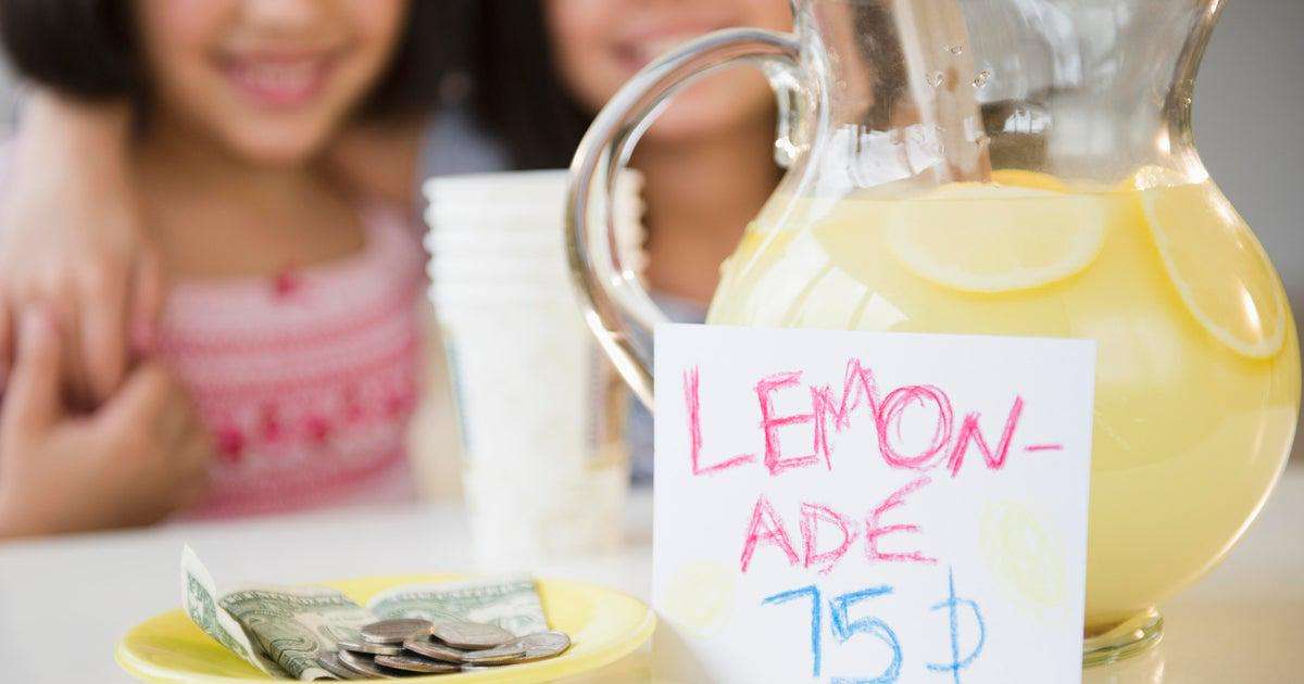 image for Michigan House passes bill to let children run lemonade stands without permits or fees