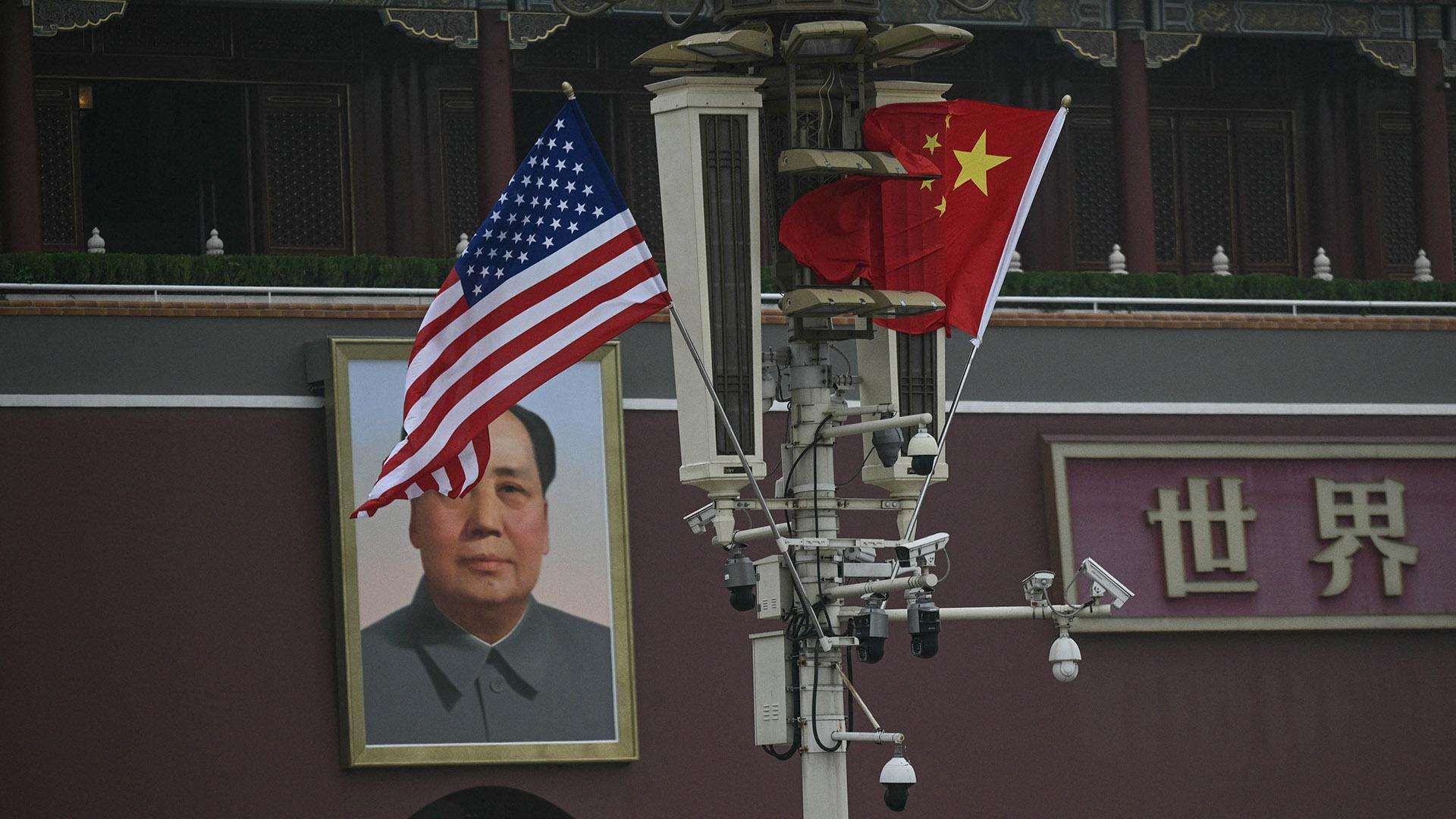 image for Chinese spies are posing as recruiters to target officials and journalists