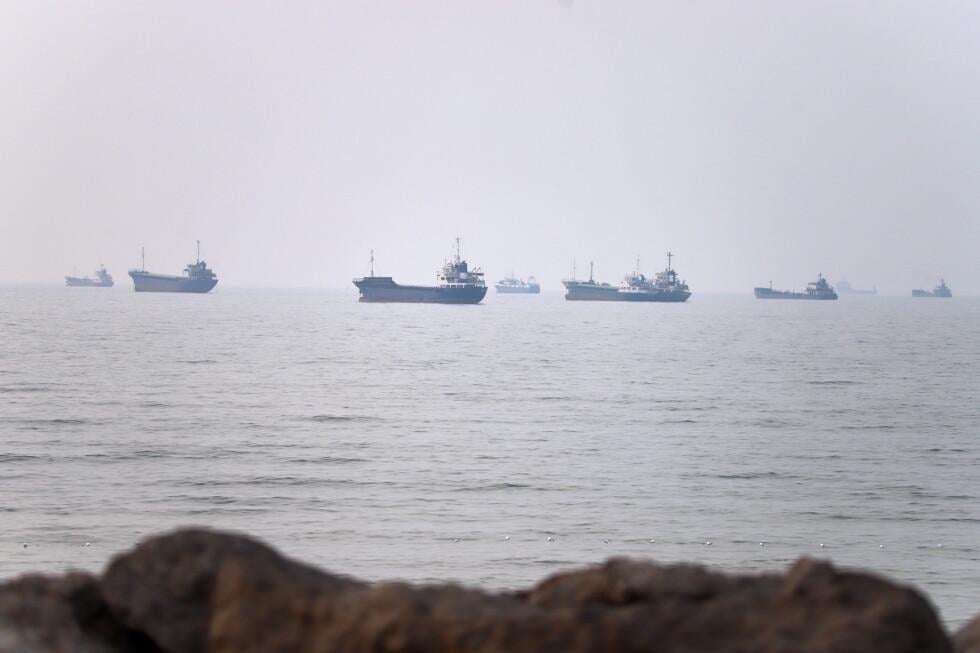 image for US launches new strikes on Iran, revokes oil sales permit after 3 ships attacked in Strait of Hormuz