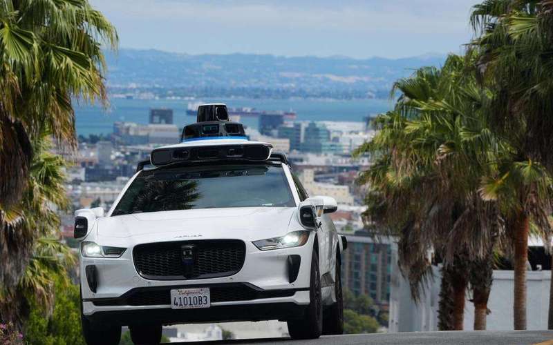 image for Waymo car delivers misbehaving teen passengers to San Mateo police