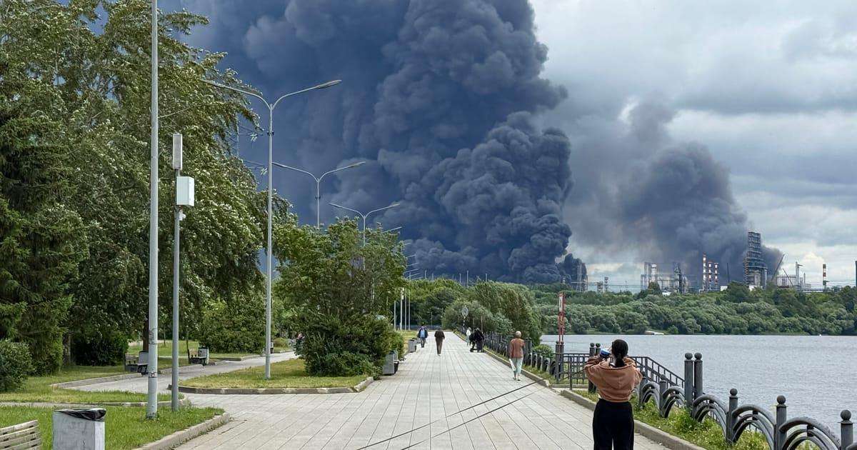 image for Ukraine sees opportune moment to pressure Putin before winter