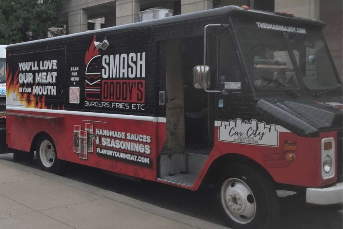 image for Food truck is booted from market over its innuendo-laden slogan as owner cries ‘censorship’