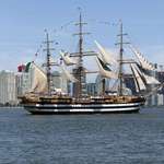 image for (OC) The most beautiful ship in the world arriving in New York