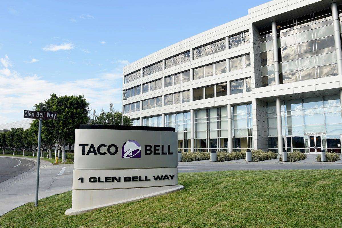 image for Inside the Taco Bell offices during the mad scramble to stop the ‘diarrhea’ lettuce outbreak and save the brand