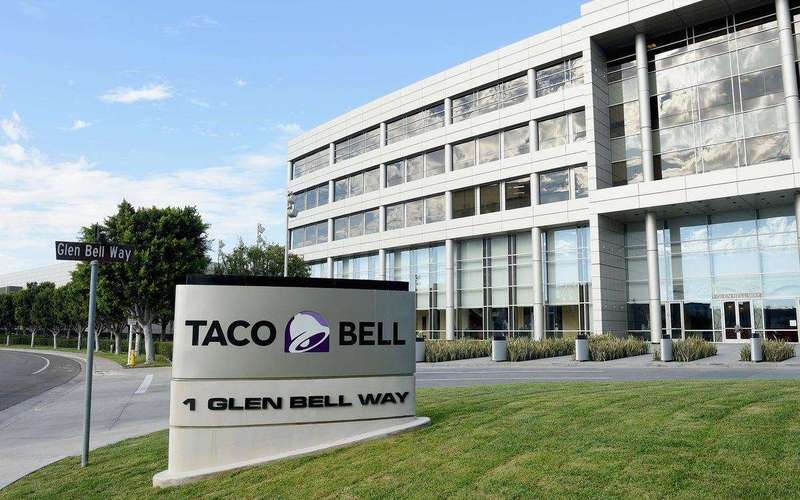image for Inside the Taco Bell offices during the mad scramble to stop the ‘diarrhea’ lettuce outbreak and save the brand
