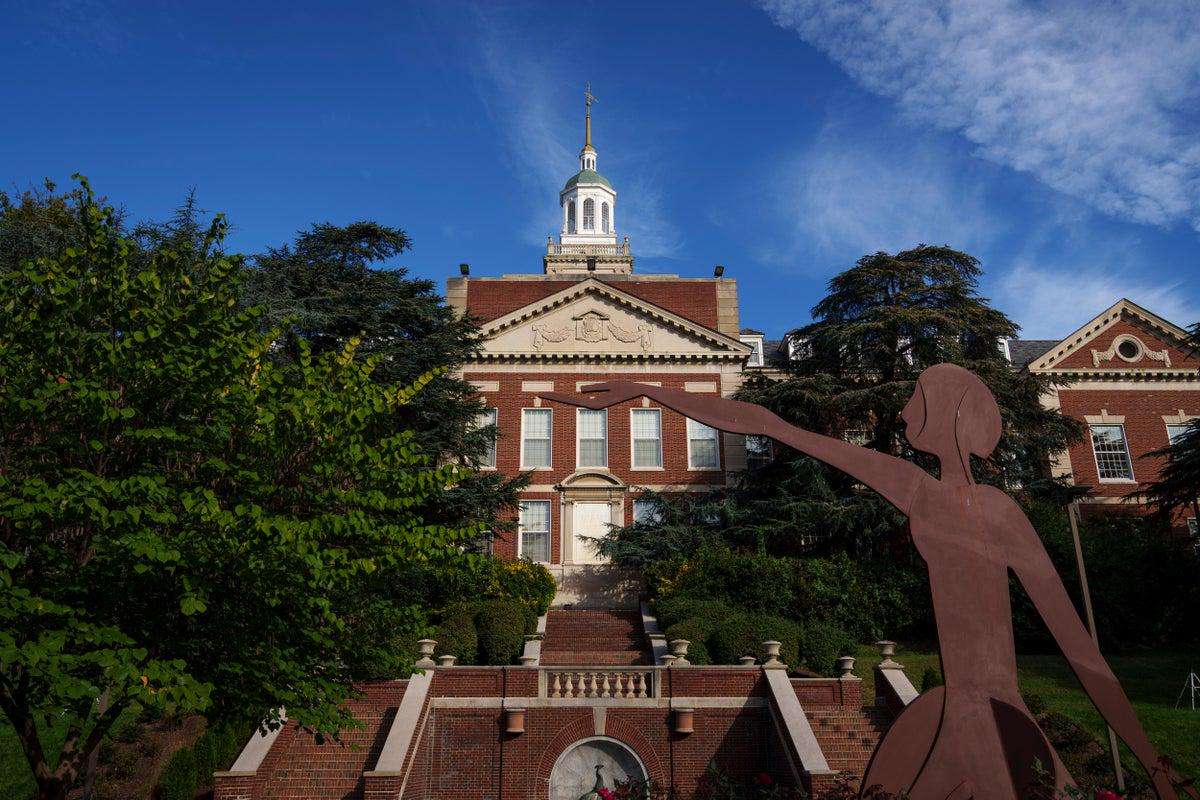 image for College student prospect accepted into 42 schools disenrolled from chosen university just days before moving in